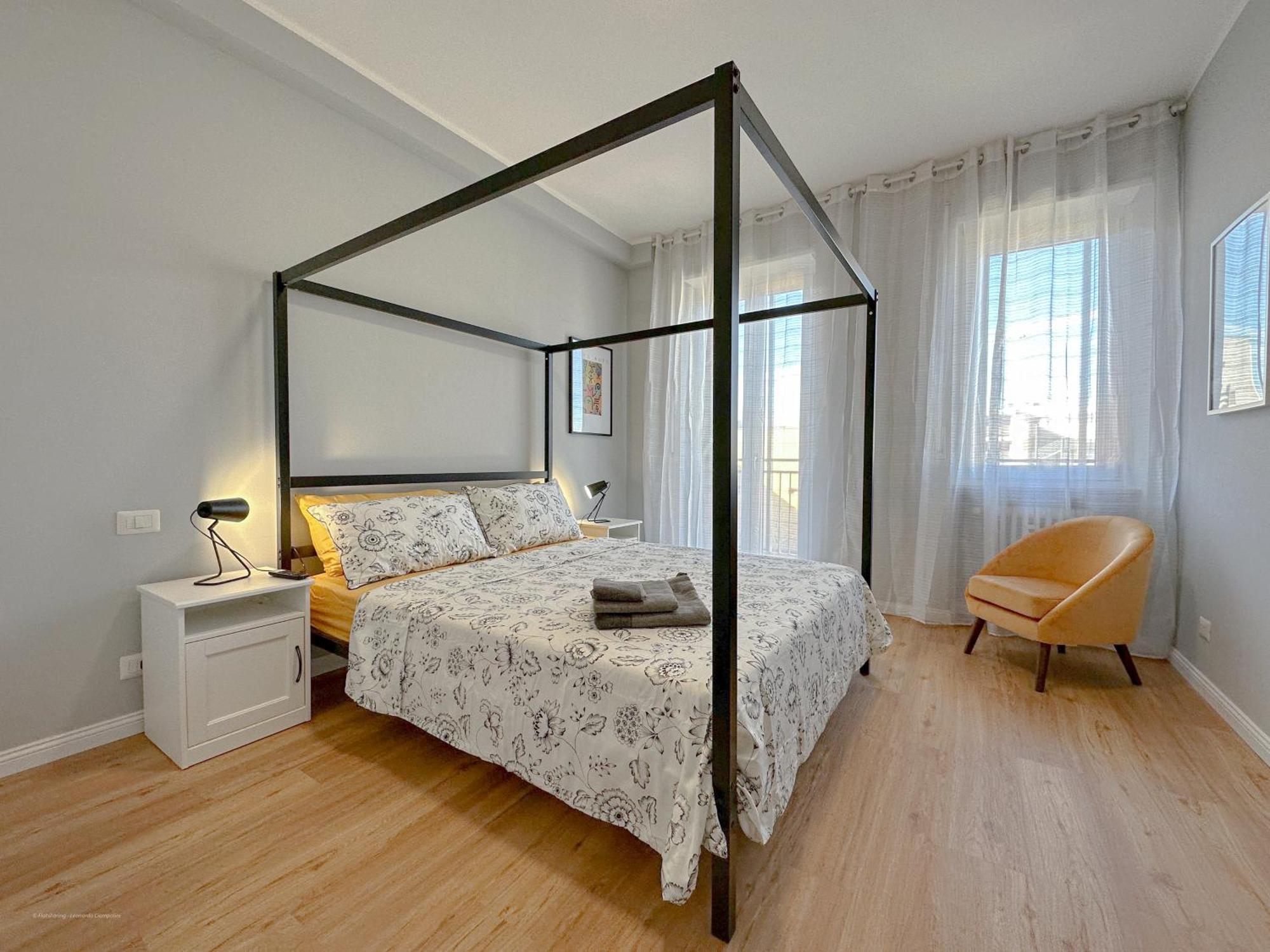 Torre 24 - Luxury Naviglio Suite Milão Exterior foto